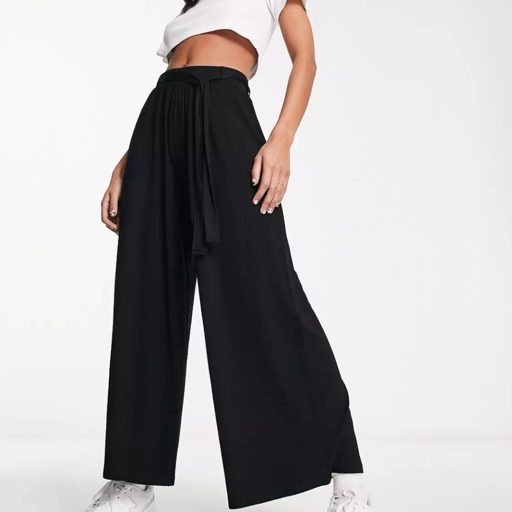 Asos Designs Black Tied Waste Wide Leg Pant Size 0